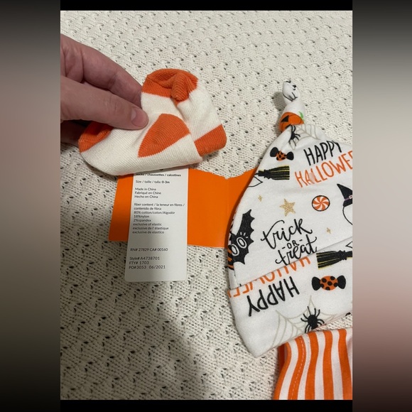 Baby starters 3 piece Halloween set - Picture 2 of 3
